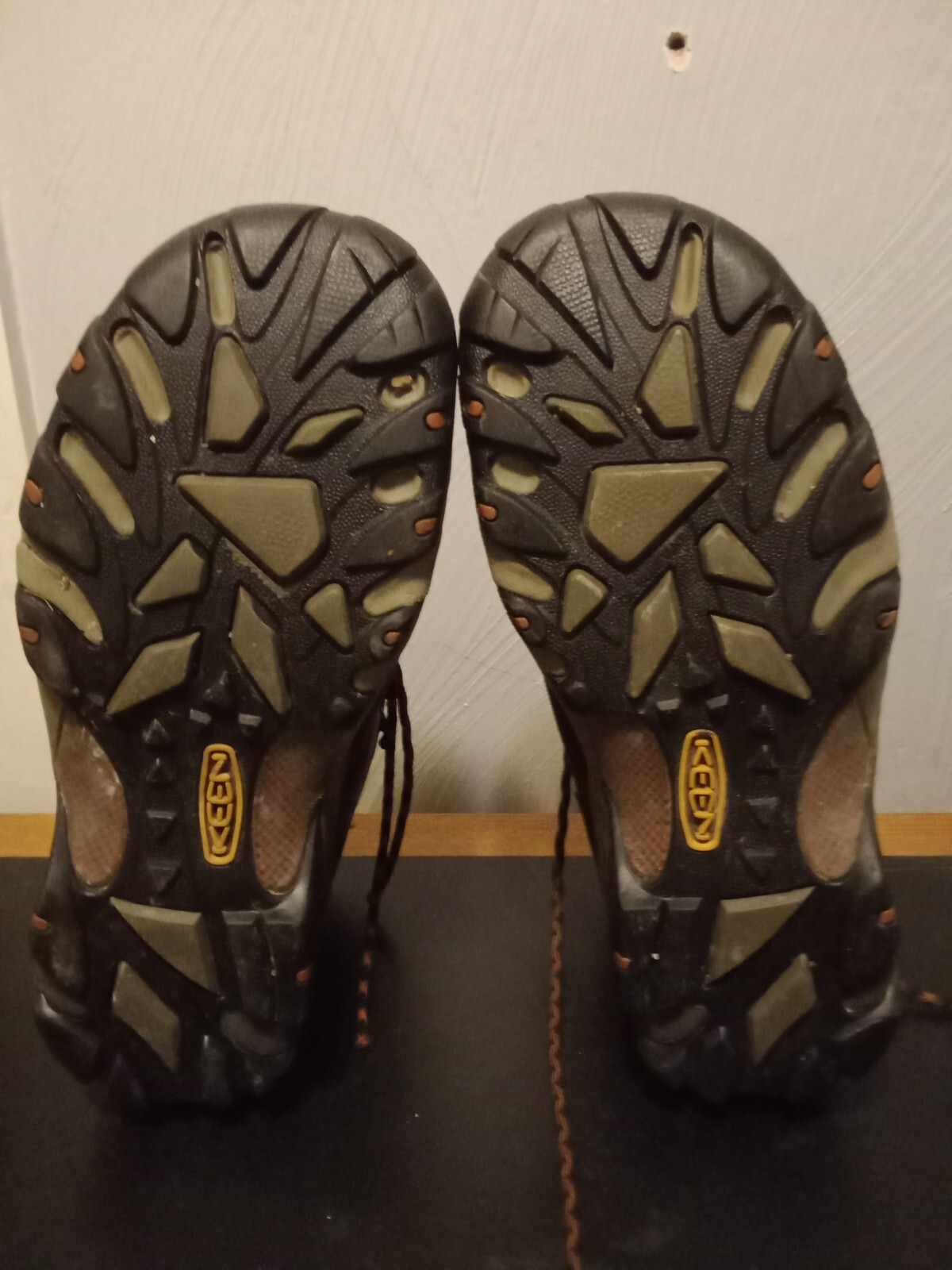 KEEN Dry ASTM F289211 EH Men's Brown Waterproof Hiking Outdoor Boots