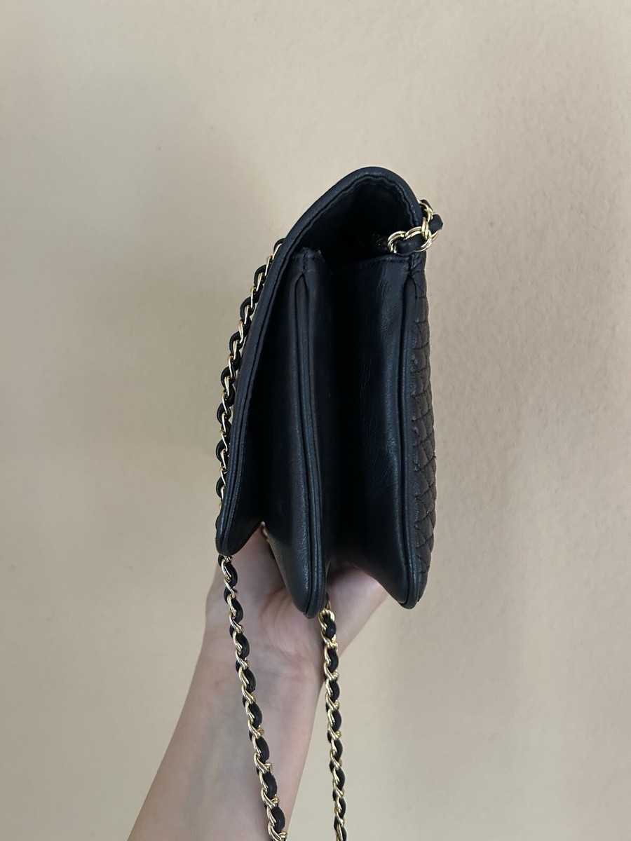 BALLY ブラックレザーショルダーバッグ バリー☆ブラックレザーショルダーバッグ (BALLY/ショルダー