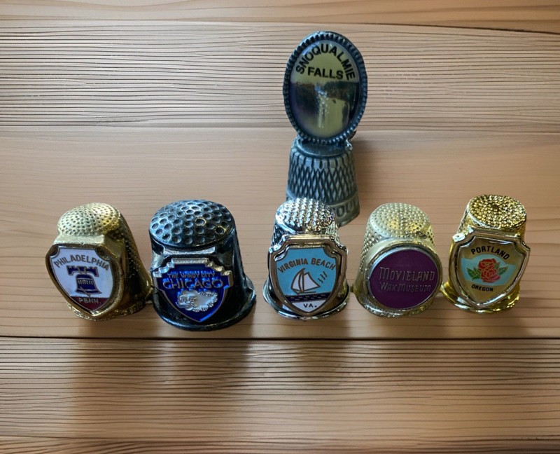 Mixed Lot Of 6 SOUVENIR THIMBLES Crest Metal Pewter States Cities Countries