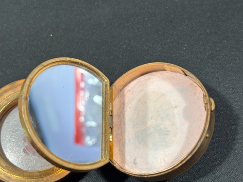 Vintage Compact Mirror Cosmetic Case - Dancing Couple Motif - Foto 9 di 15