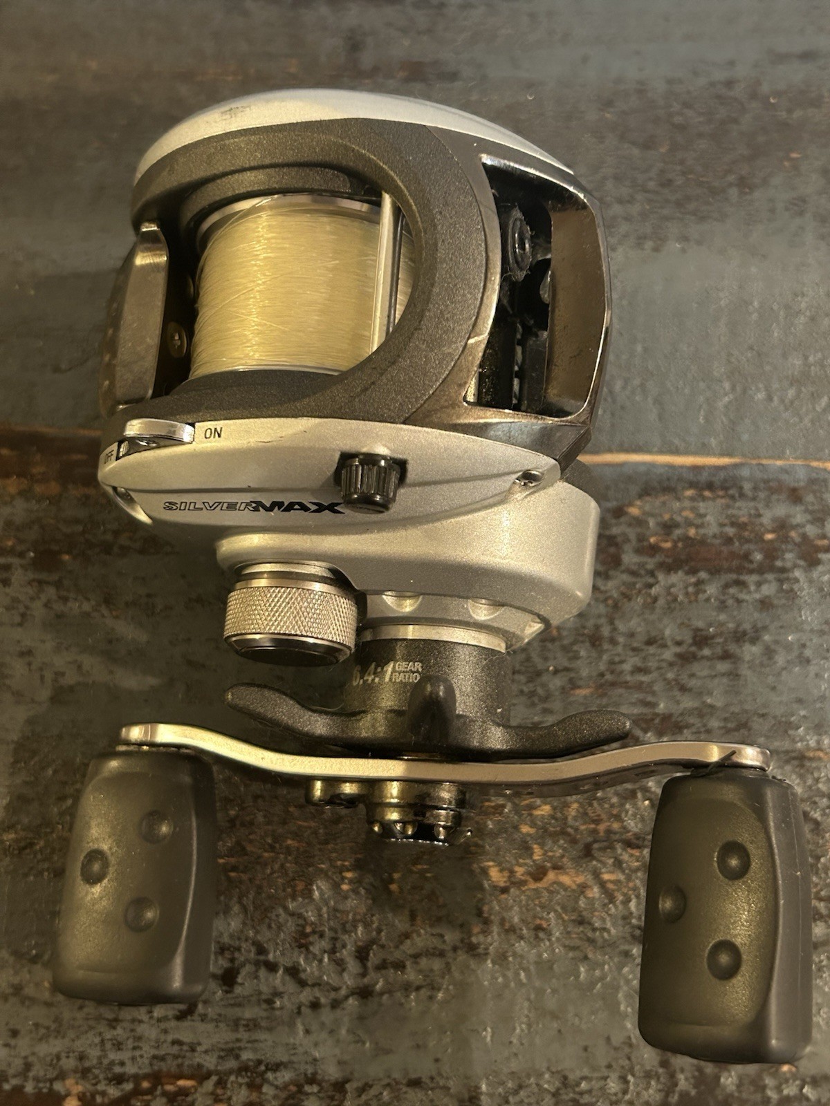 Abu Garcia Silver Max Bait Casting Reel 6.4:1 Ratio SMAX2 Li