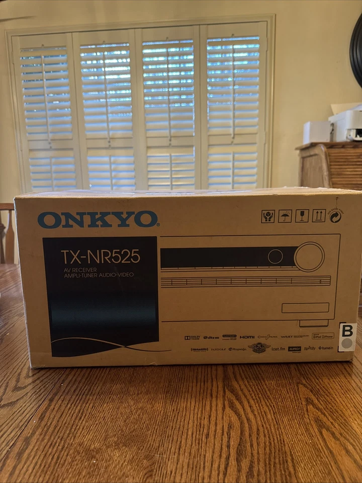 Onkyo TX-NR525 5.2 EXCELLENT CONDITION Home Theater Receiver 6 HDMI w/rmt - Image 2 of 4