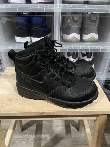 Nike Manoa LTR Triple Black BQ5372 001 - Youth Size 4y - Picture 3 of 11