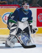 Wade Flaherty Autographed Signed 8x10 Photo - NHL Canucks Panthers Sharks  w/COA