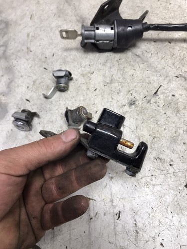 01 Honda CN250 CN 250 Helix Scooter Ignition Starter Switch - Picture 12 of 19