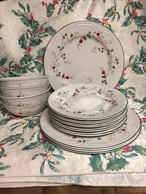 Christmas Pfaltzgraff Winterberry Pattern Pfaltzgraff Christmas