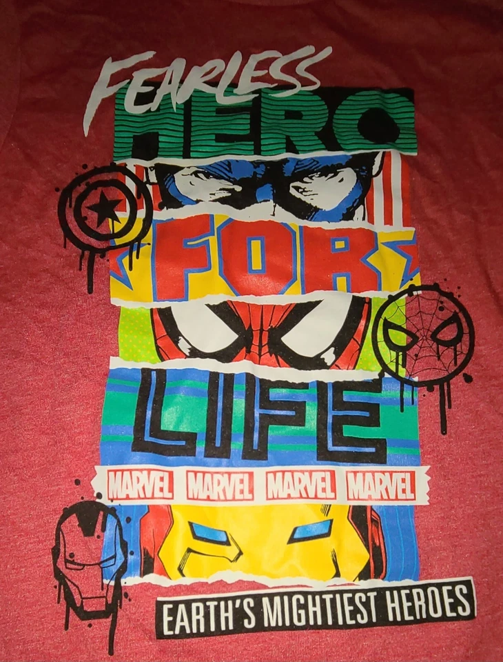 Marvel Boy's Red Graphic Print " Fearless Hero For Life" T-shirt Size Medium - Image 3 of 4