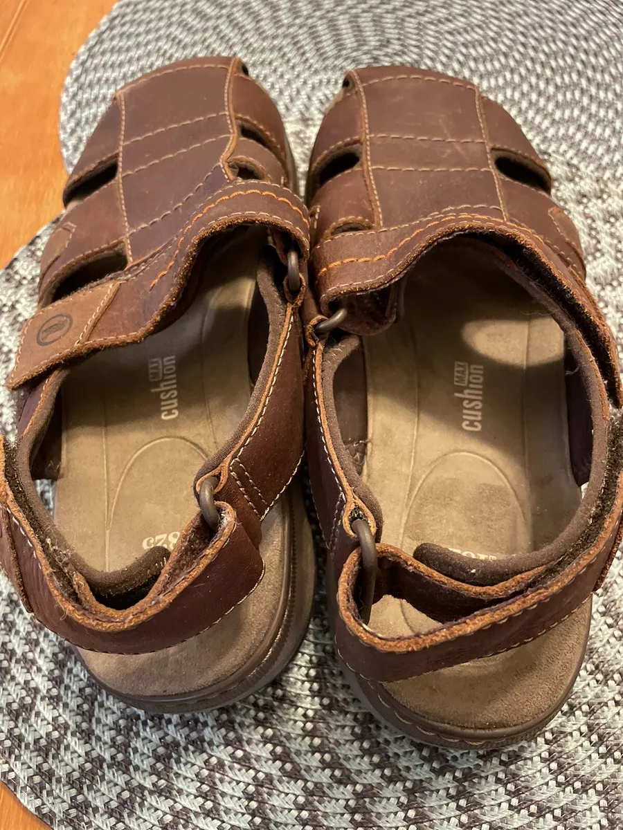 Clarks raffe deals bay sandals