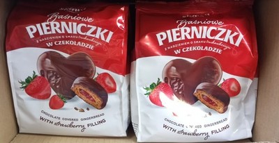 Pierniczki  Chocolate covered gingerbread/Strawberry filling 5.3 oz (2pk)