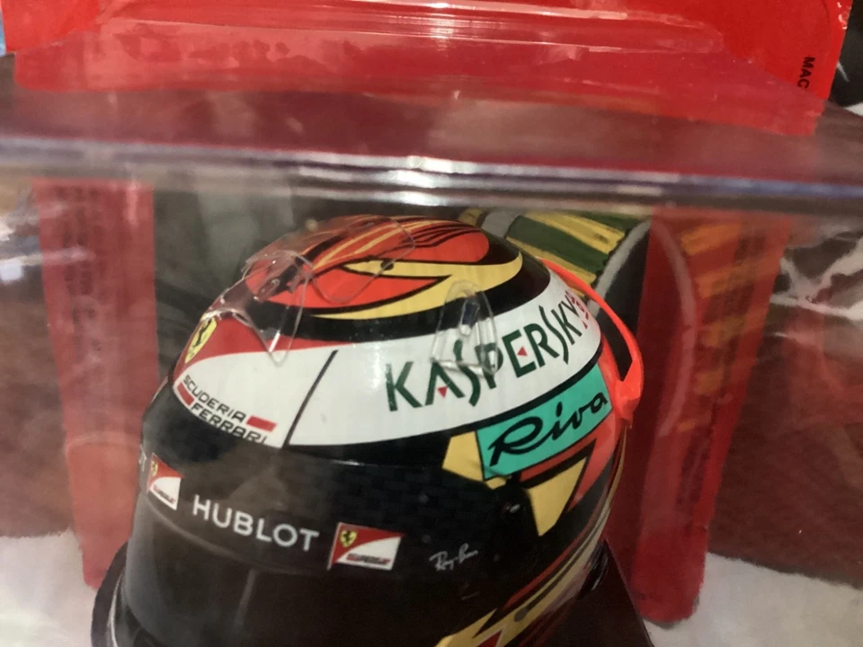 Caschi piloti F1 Ferrari KIMI RAIKKONEN 2017 1:5, nuovo in teca - Immagine 4 di 4