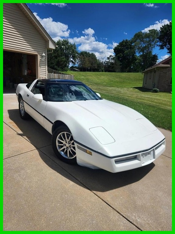1985 Chevrolet Corvette for sale in Germantown Wisconsin