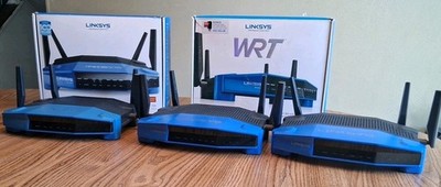 3 LInksys WRT ROUTERS 1-1900AC 2-3200ACM SEE DESCRIPTION FOR PARTS OR REPAIR 