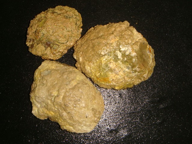 3 OLD WHOLE FLAT BED THUNDER EGGS  2  1/4  POUNDS RICHARDSON RANCH MADRAS OREGON
