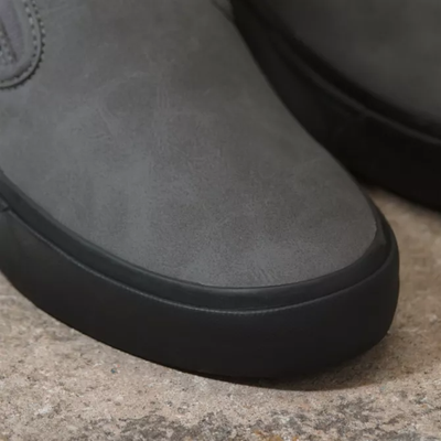 dennis enarson slip on