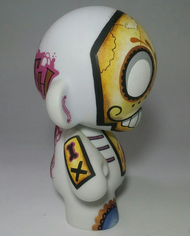 RSIN Art "Muerte" 7" Munny Kidrobot  Foto 3 de 4