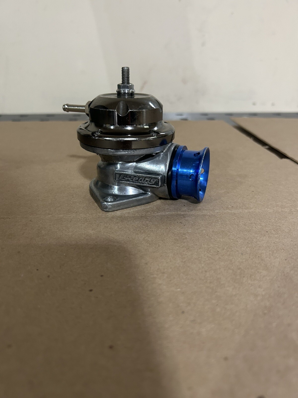 Picture 1 of 6