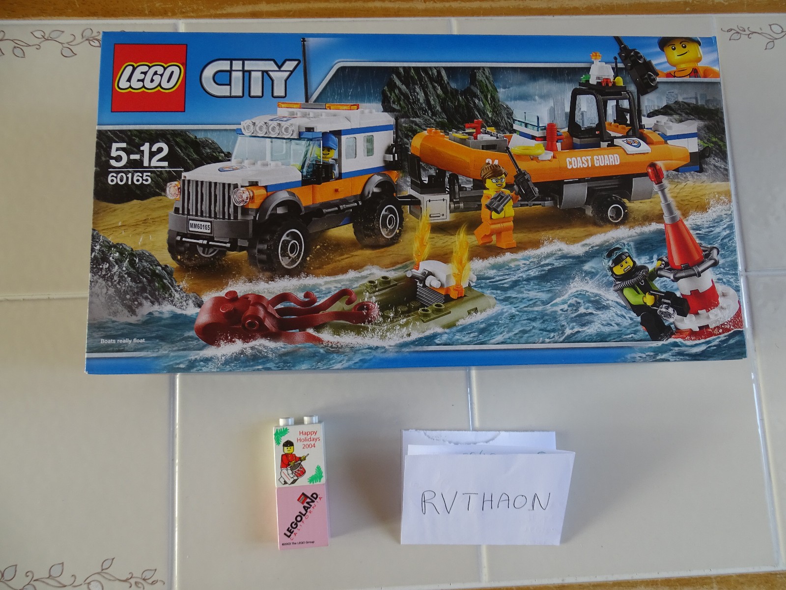 LEGO 60165 4X4 Response Unit avec remorque et canot de sauvetage de garde-côte