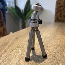 Jessops Mini Digipod Extendable Pocket Tripod with quick release adapter table