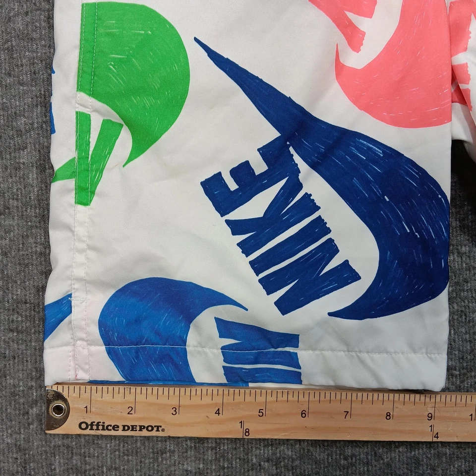 Pantalones Cortos Nike Para Hombre Medianos Blancos Multicolor Logo Bañador Cordón Forrado Retro Foto 4 de 4