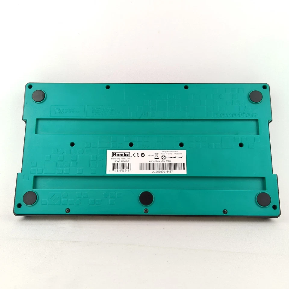 Novation Launchkey Mini MK2 Midi Keyboard With USB Cable Tested Free Shipping - image 2 of 4