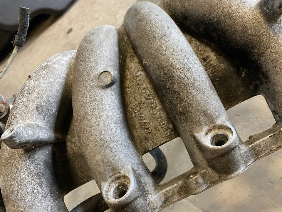 Colector de admisión y cuerpo del acelerador 98-00 Volvo V70R V70 S70 6842423 B5234T #1585E Foto 2 de 4