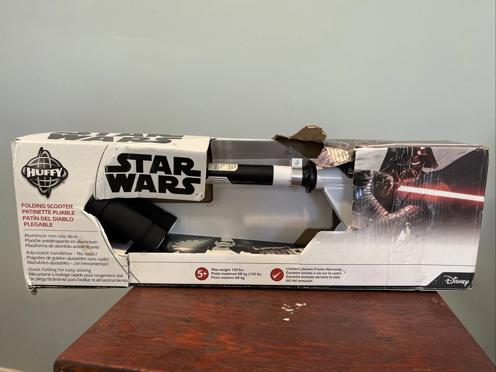 Huffy Kids Scooter Star Wars First Order Stormtrooper Inline Folding Kick White