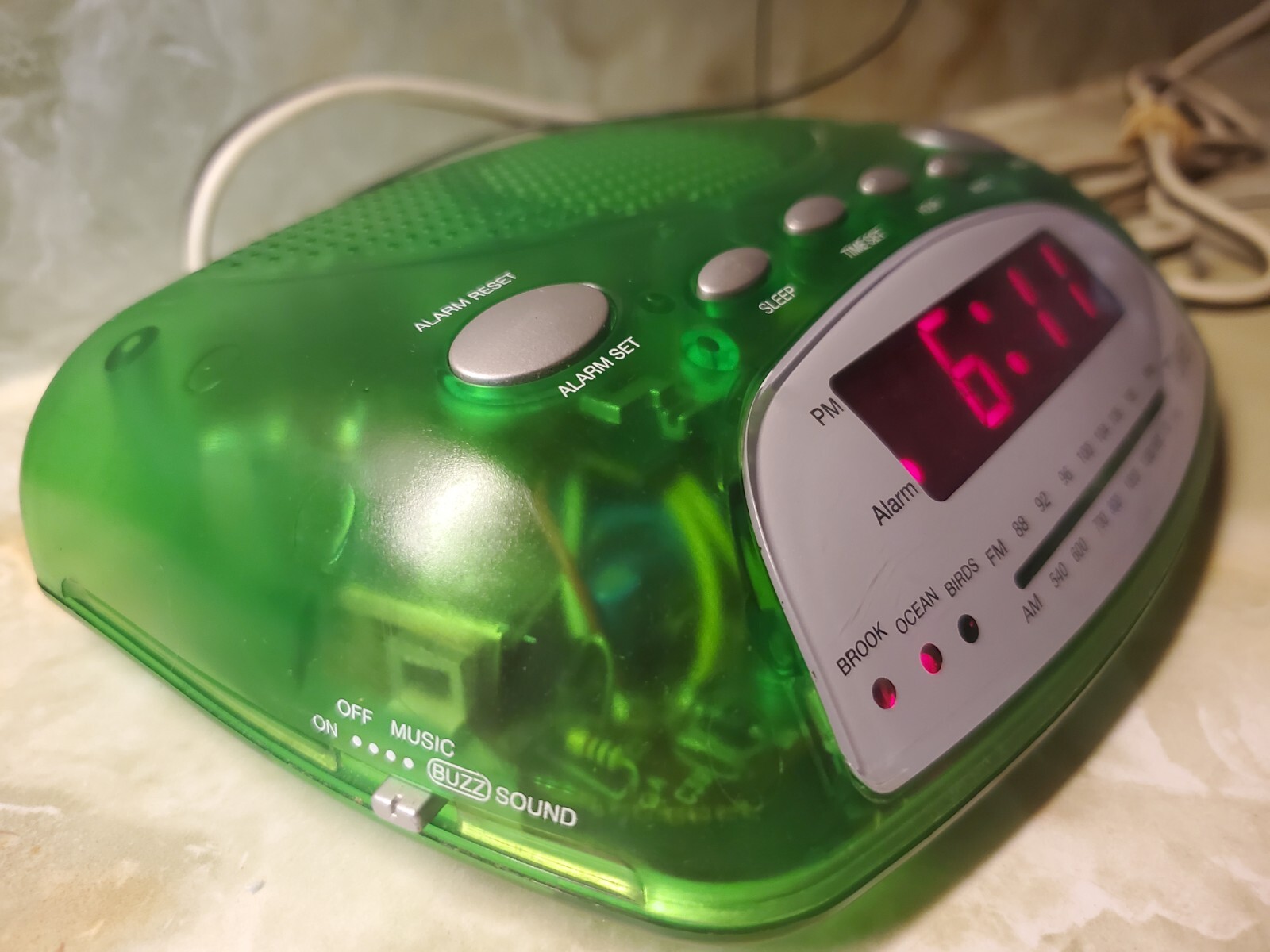 RARE Vtg 2000's Timex Alarm Clock T235Q Translucent Lime Green Nature
