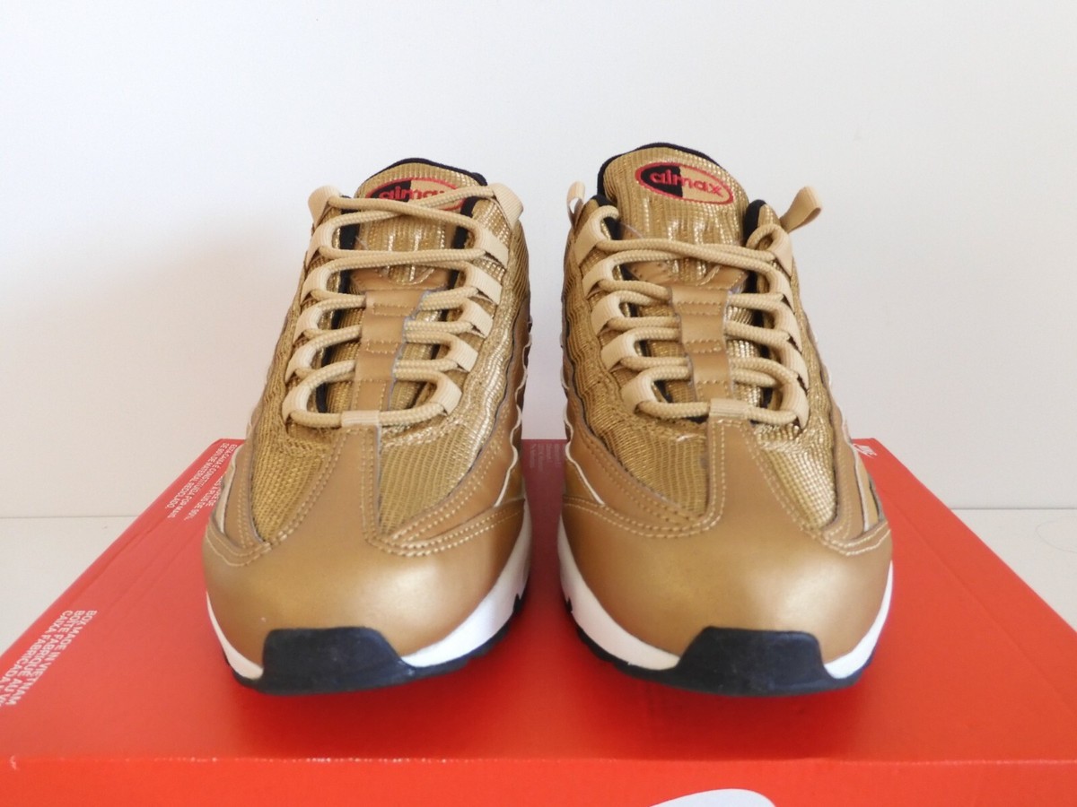 スニーカー Nike Air Max 95 llic Gold (W) Women's Nike Air Max 95 'Metallic Gold' Release Date. Nike SNKRS