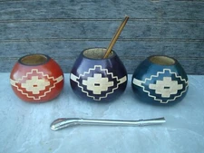 Mate Gourd Hand Carved -Mate Calabaza + Straw +Bonus Straw Bamboo Purple