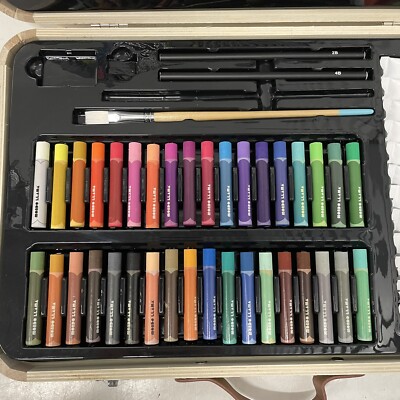 88pc Go Go Studio Mixed Media Art Set Mondo Llama Acrylic Paint