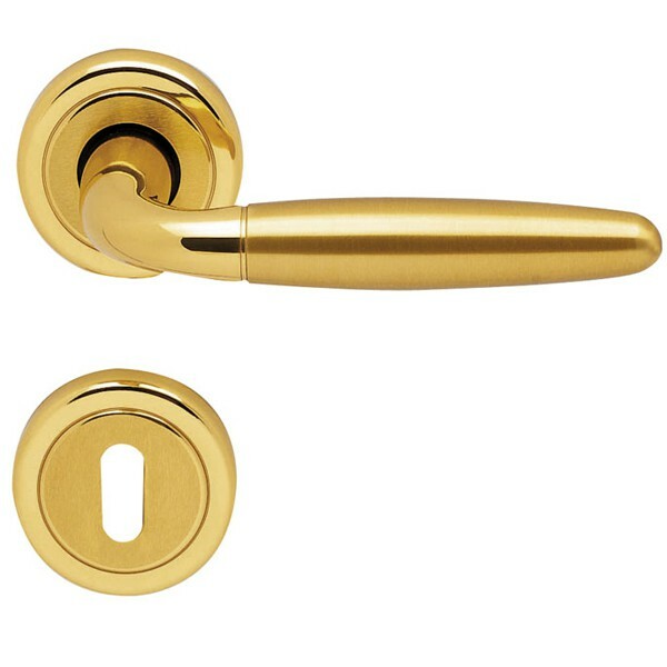 Poignées de porte ROBIN en laiton poli satiné au design intemporel