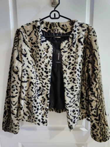 Express Women’s Faux Fur Leopard Print Coat Jacket M Luxurious Animal Print HOT!