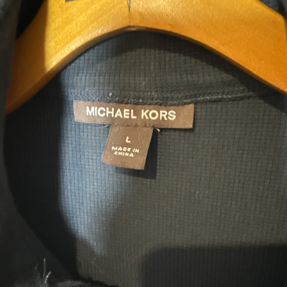 Suéter masculino Michael Kors MK com zíper quarto almofadas de cotovelo azul marinho tamanho grande em excelente estado usado - Imagem 2 de 4