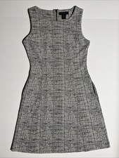 Tahari Women's Size 4 Black Ivory Fit & Flare Sleeveless Career Dress Textured