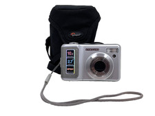 Samsung Digital Camera S1030 10.1MP Silver Tested & Working Lowepro Case