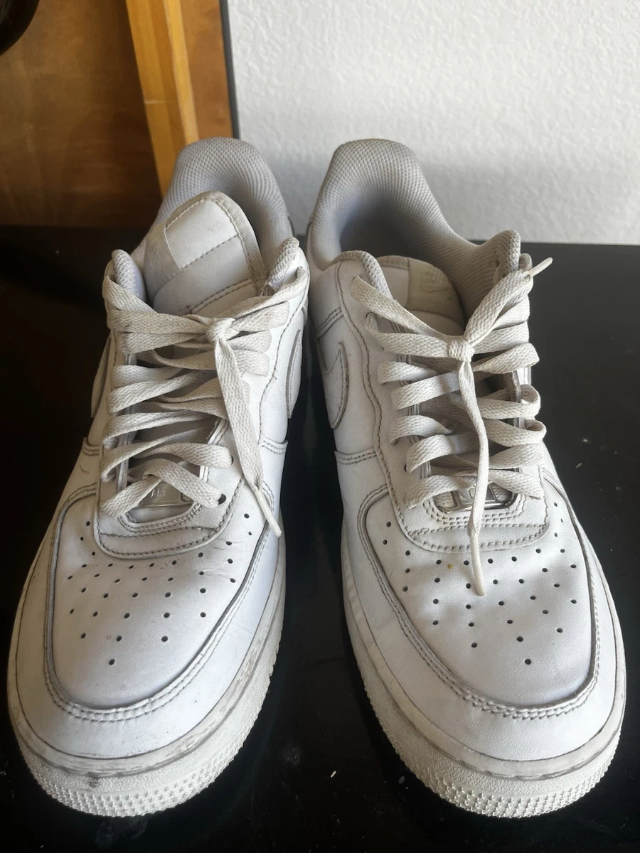 Nike Air Force 1 '07 Low Triple White for Sale | Authenticity