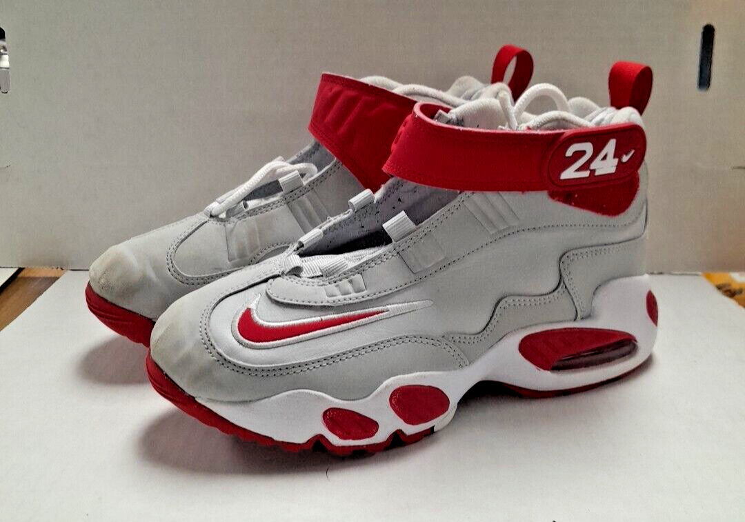 Nike エアグリフィーメタルスパイクシューズ 黒/赤 楽天市場】NIKE ナイキ 野球 スパイク FORCE ZOOM TROUT 8 PRO
