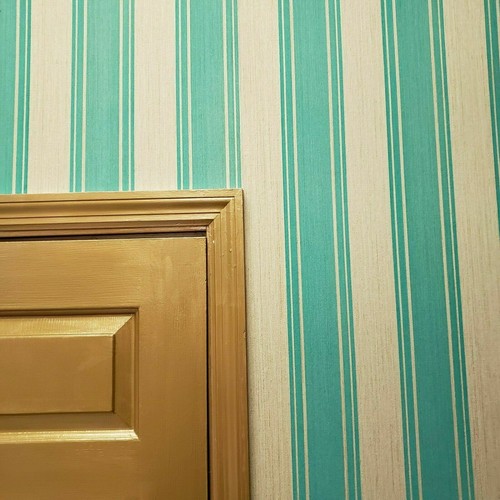 Striped flock Wallpaper flocked Green Gold Metallic Textured Flocking Velvet 3D - Picture 9 of 12