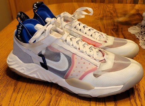 delta breathe tech white