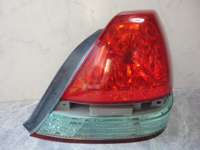 TOYOTA MARKⅡ GX110 JZX110 Genuine Tail Light Lamp Right