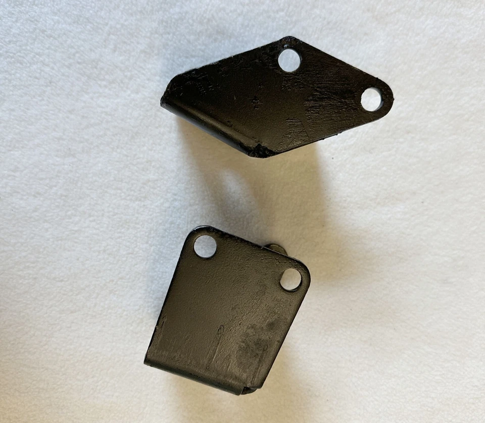 MoPar 1964-66 carrocería bloque pequeño soportes de montaje de motor 273 318 Dart GT Barracuda Foto 3 de 4