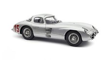 CMC 1:18 Scale Mercedes Benz 300 SLR Coupe GP Sweden 1955 R. Uhlenhaut #15