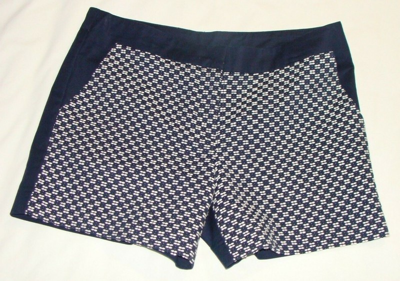 KENAR Navy Blue & White TEXTURED Front Casual SHORTS Sz 6 (4.5 Inch Inseam)