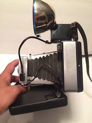 アンティーク ポラロイドカメラ LAND CAMERA 100 Vintage Polaroid Land Camera Model 100 w/ Original Strap