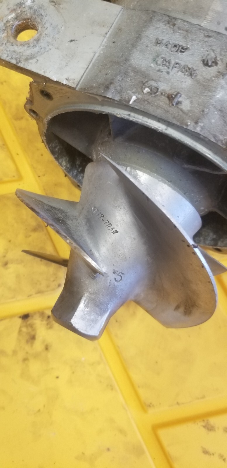 19811989 KAWASAKI JET PUMP JetPump Housing JS550 JS 550 wear ring SKAT