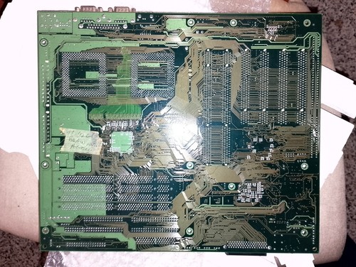 Super Micro 370DL3 MOTHERBOARD DUAL CPU SOCKET 370 UNTESTED VINTAGE COLLECTION - Imagen 4 de 8