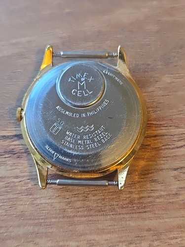VINTAGE TIMEX M CELL MONDPHASE ZIFFERBLATT QUARZ HERREN UHR - Bild 12 von 12