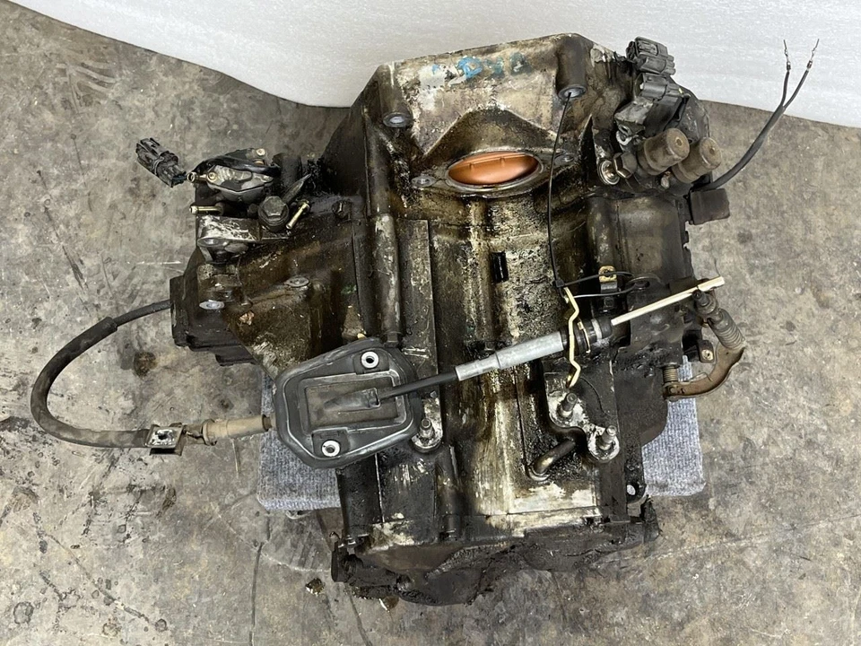 Honda Accord 1991 transmisión automática EE. UU. Construido 138 k millas Foto 4 de 4