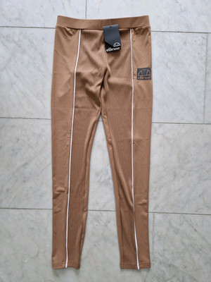 Elesse Sporthose Leggings Gr 152/158 neu