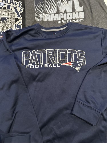 New England Patriots Lot Of 5 Tops Men’s XL Shirts/SWEATSHIRTS - Picture 4 of 6